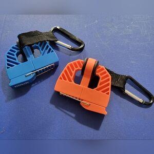 Klitch Footwear Clip, Shoe Bag, Hang xtra Shoes Cleats Boots or Gear on Your Bag